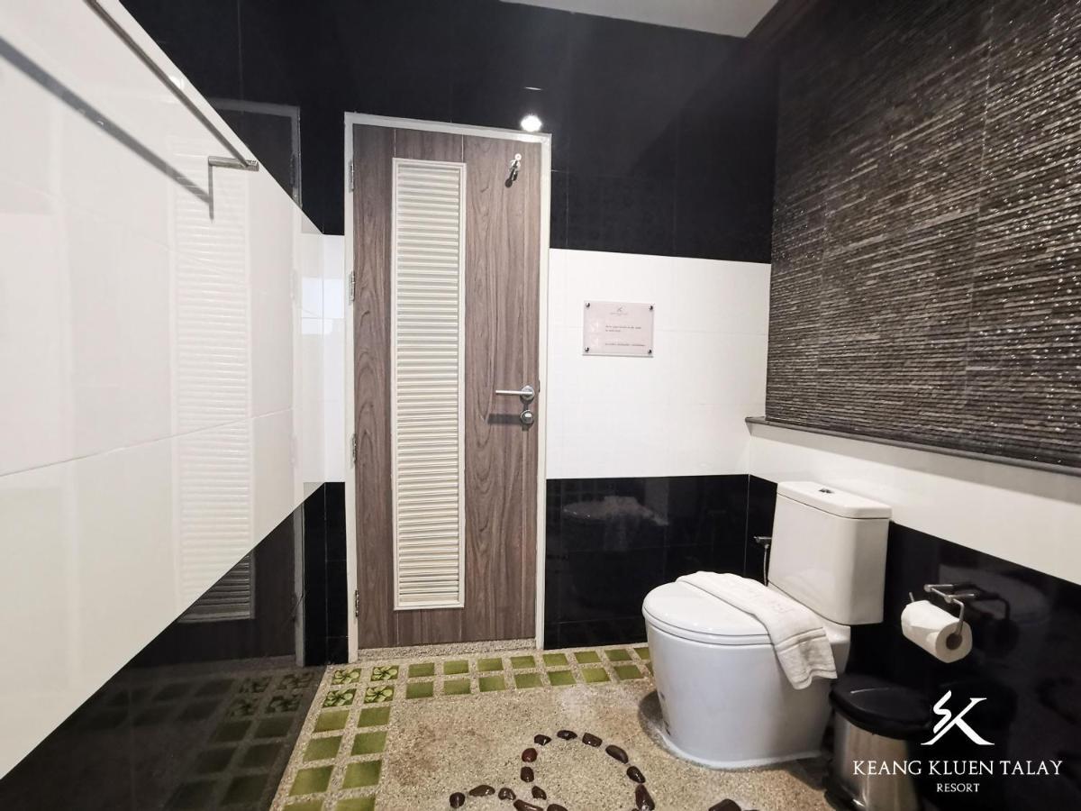 Keang Kluen Talay Resort Haad Chao Samran Exteriör bild
